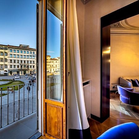 Yid Santa Maria Novella Suites Apt With Balcony Флоренция Екстериор снимка