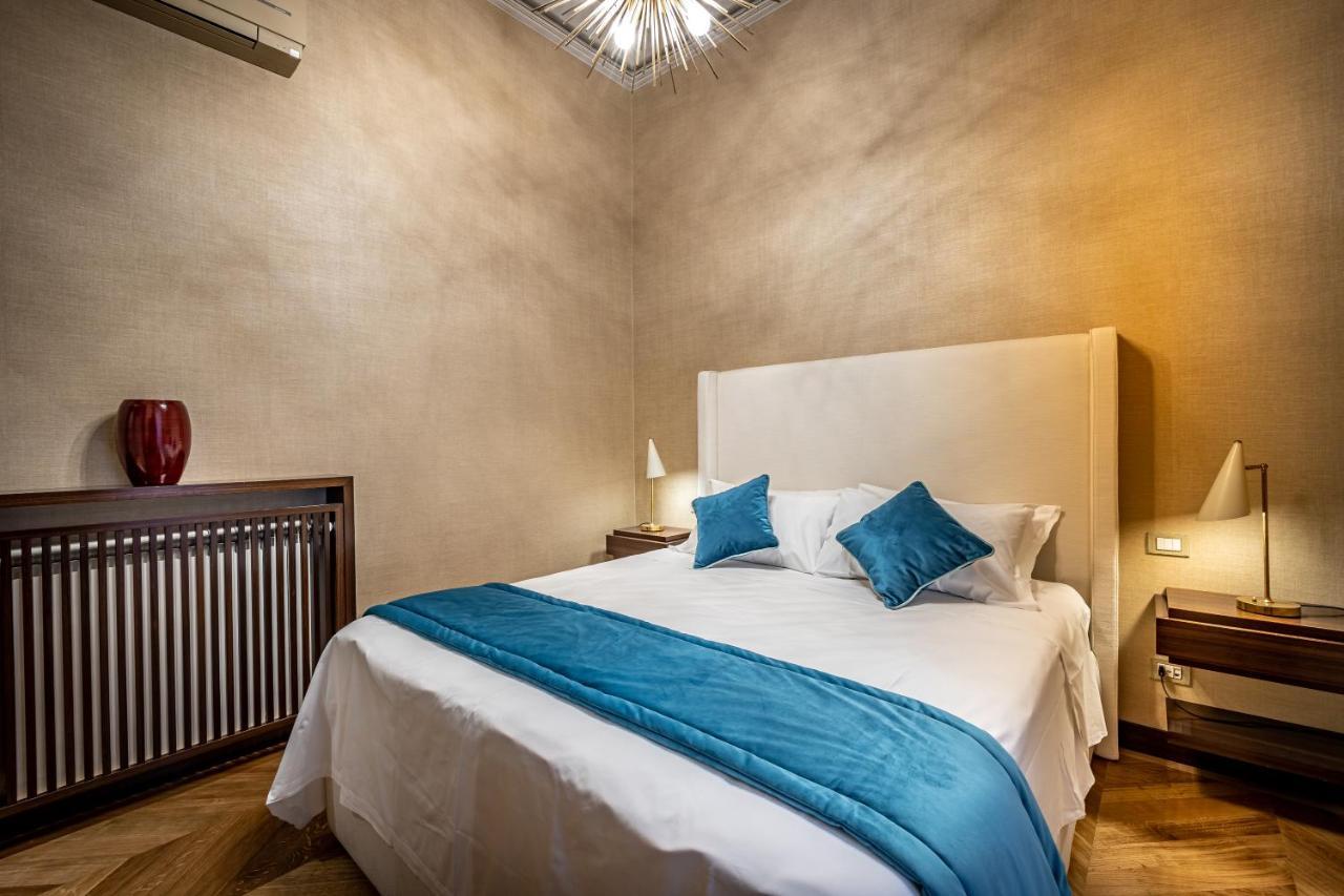 Yid Santa Maria Novella Suites Apt With Balcony Флоренция Екстериор снимка
