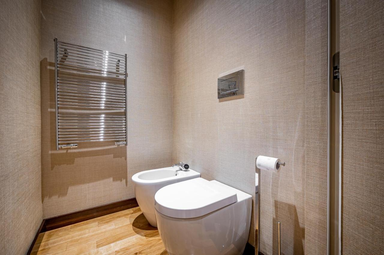 Yid Santa Maria Novella Suites Apt With Balcony Флоренция Екстериор снимка