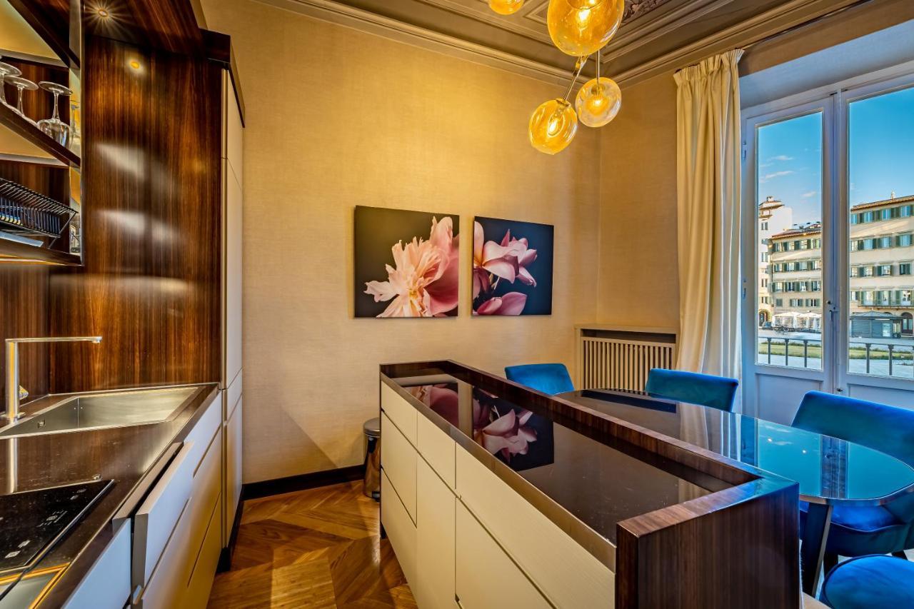 Yid Santa Maria Novella Suites Apt With Balcony Флоренция Екстериор снимка