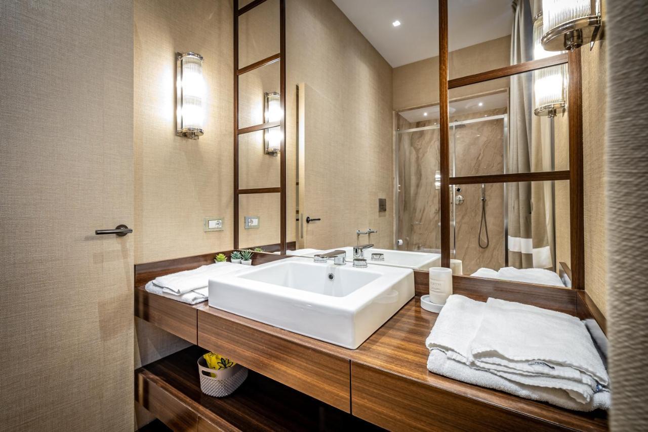 Yid Santa Maria Novella Suites Apt With Balcony Флоренция Екстериор снимка