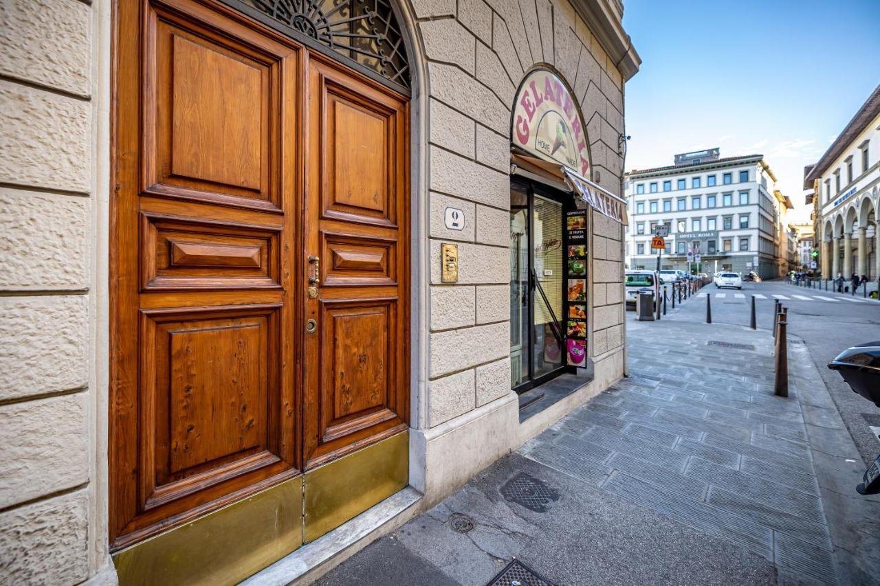 Yid Santa Maria Novella Suites Apt With Balcony Флоренция Екстериор снимка